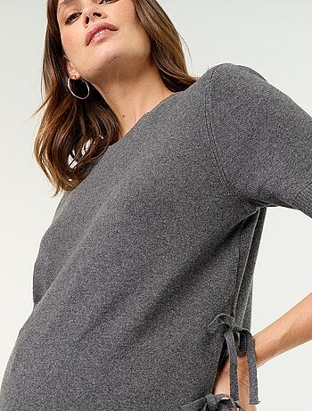 Maglione premaman a maniche corte con spacchi allacciati