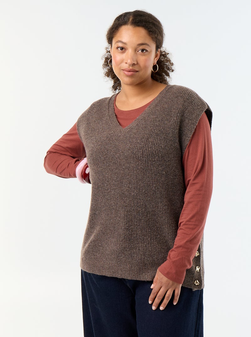 Maglione smanicato con gioielli fantasia dorati Marrone - Kiabi