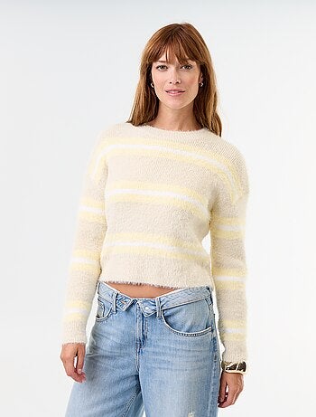 Maglione soffice a righe a girocollo