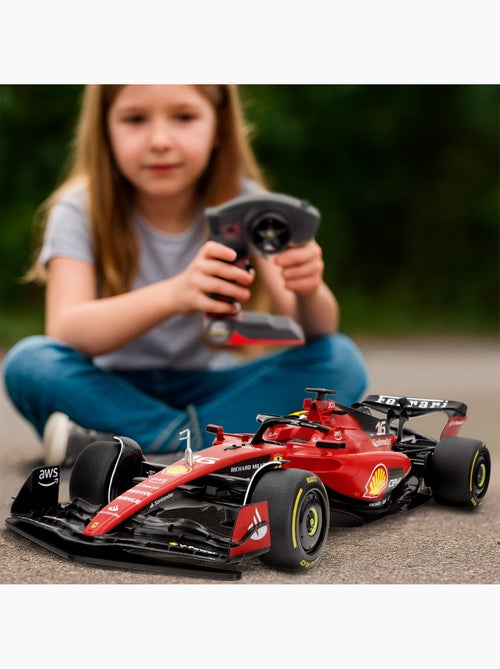 Maisto auto radiocomandata f1 2023 ferrari sf-23 charles leclerc 1:10 - Kiabi Maisto auto radiocomandata f1 2023 ferrari sf-23 charles leclerc 1:10 - Kiabi