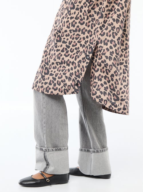 Mantella antipioggia idrorepellente con cappuccio e sistema di ripiegamento su sé stessa - Kiabi