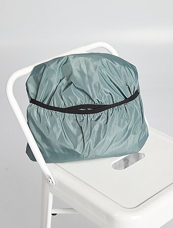 Mantella antipioggia