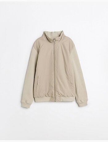 Mantello, MO Fashion