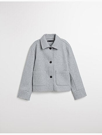 Mantello, MO Fashion