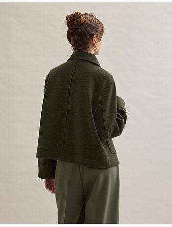 Mantello, MO Fashion