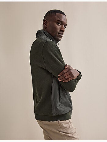 Mantello, MO Fashion