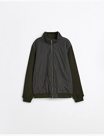 Mantello, MO Fashion