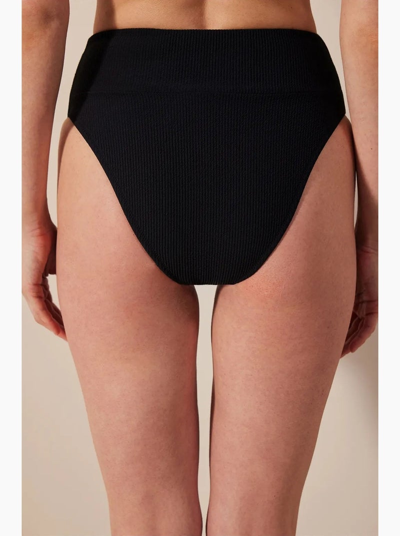 Mary slip bikini a vita alta testurizzato penti Nero - Kiabi