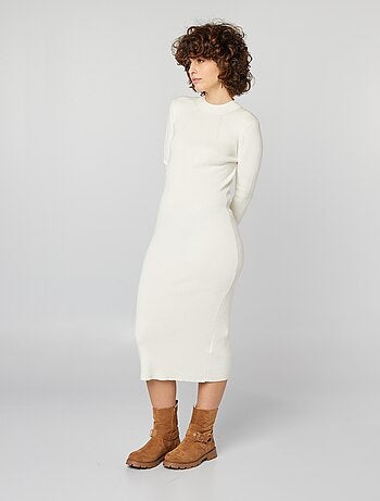 Maxi pull midi con bottoni dorati fantasia sulle maniche