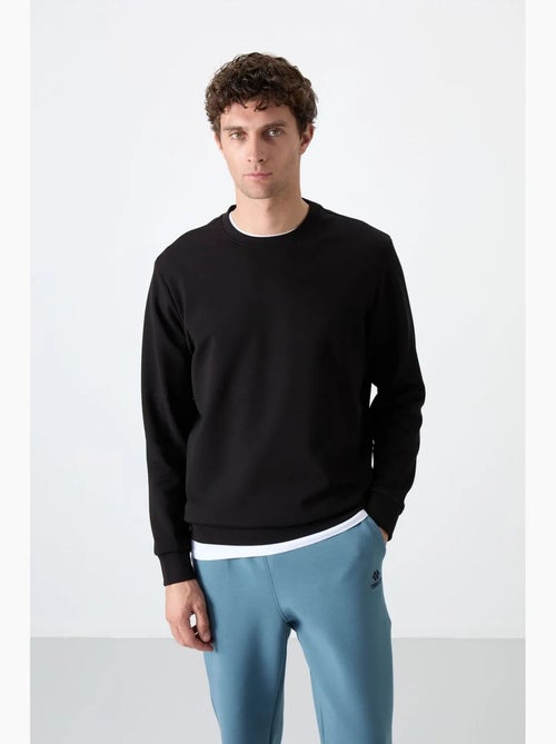 Men's felpa tinta unita con girocollo tommy - Kiabi Men's felpa tinta unita con girocollo tommy - Kiabi