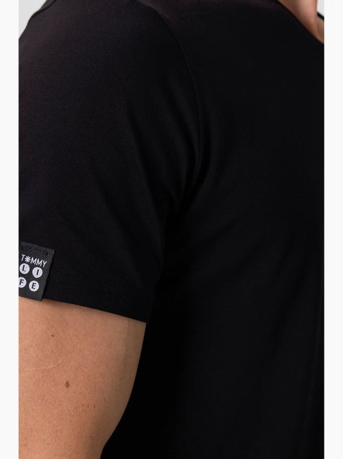 Men's t-shirt a maniche corte con scollo a v tommy - Kiabi Men's t-shirt a maniche corte con scollo a v tommy - Kiabi