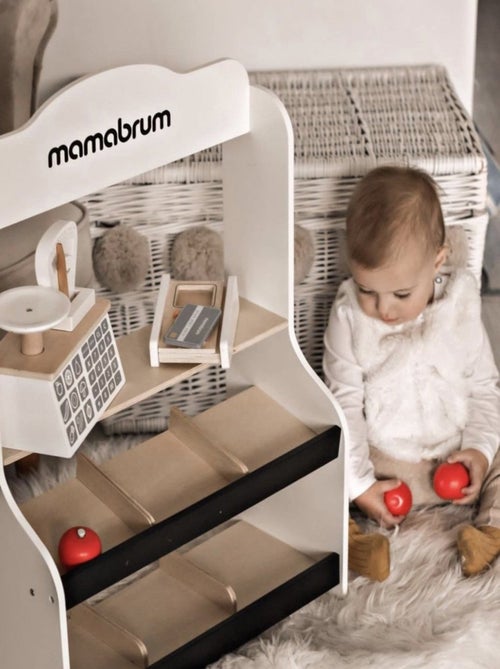 Mercatino in legno stand di vendita con bilancia Mamabrum - Kiabi