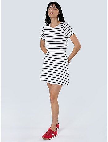 Mini abito a t-shirt a righe con girocollo busem