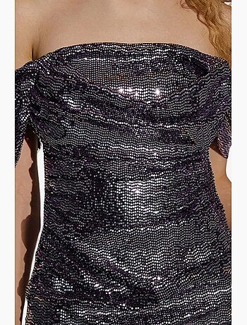 Mini abito aderente con paillettes e scollo a cappuccio hiccup