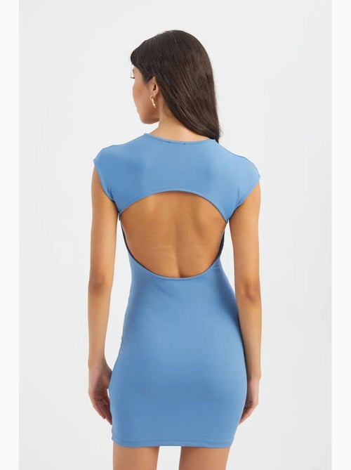 Mini abito bodycon con girocollo, maniche a cappuccio e cut-out sulla schiena hiccup - Kiabi Mini abito bodycon con girocollo, maniche a cappuccio e cut-out sulla schiena hiccup - Kiabi