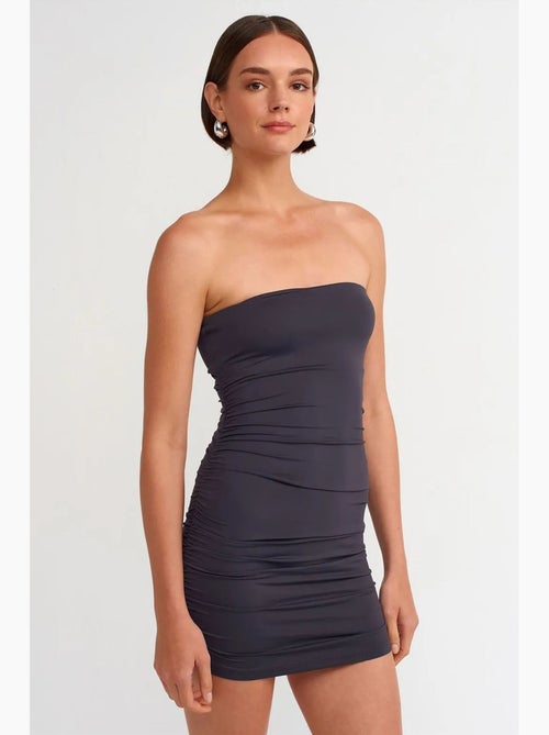 Mini abito bodycon senza spalline dilvin - Kiabi Mini abito bodycon senza spalline dilvin - Kiabi