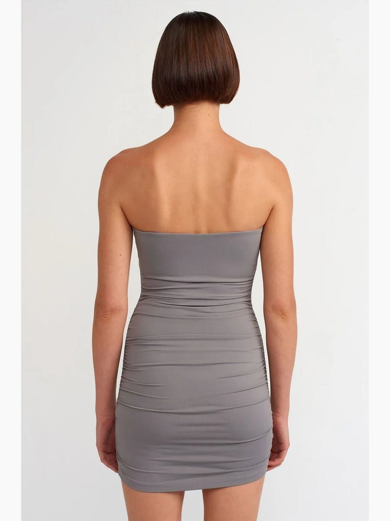 Mini abito bodycon senza spalline dilvin Grigio - Kiabi
