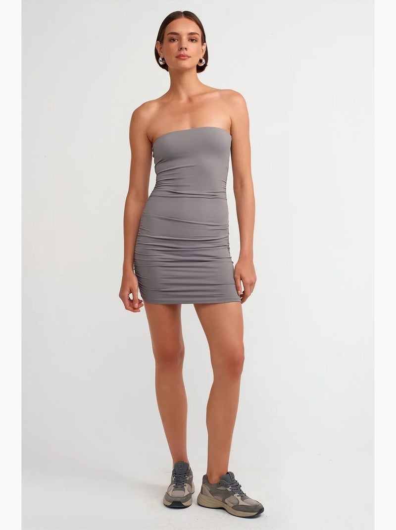 Mini abito bodycon senza spalline dilvin Grigio - Kiabi
