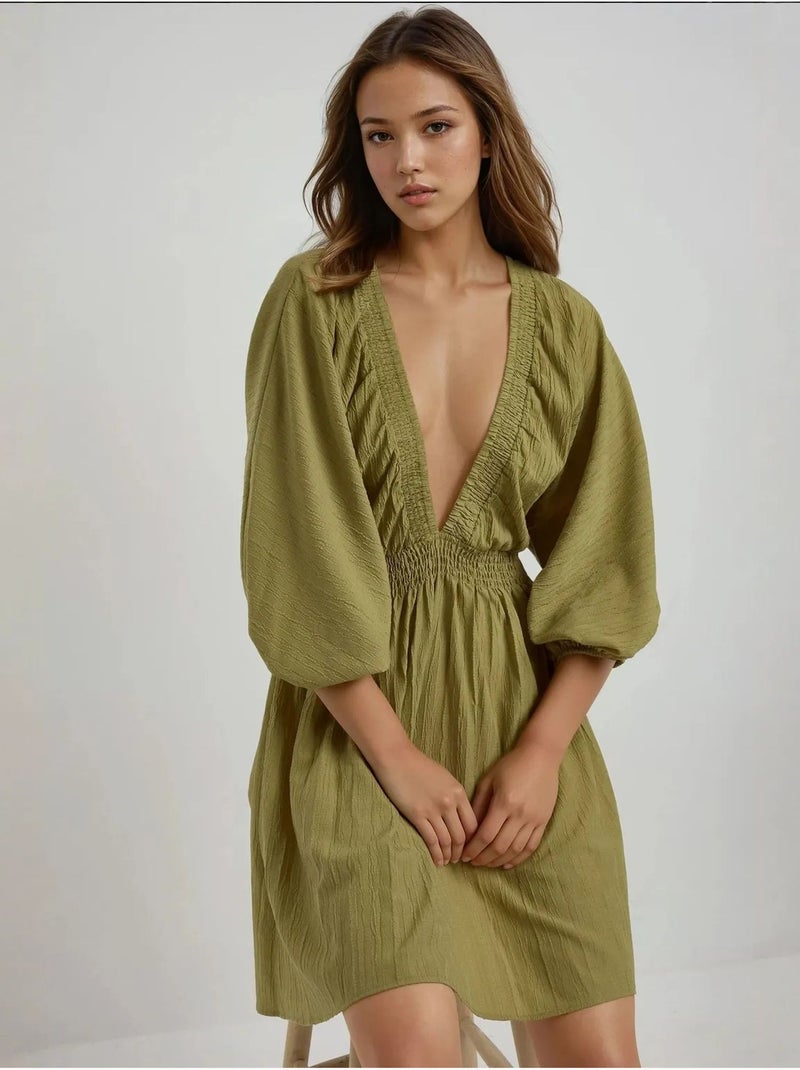 Mini abito testurizzato con scollo a v e maniche lunghe hiccup Verde - Kiabi