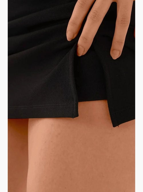 Mini skort con dettaglio drappeggiato hiccup - Kiabi Mini skort con dettaglio drappeggiato hiccup - Kiabi