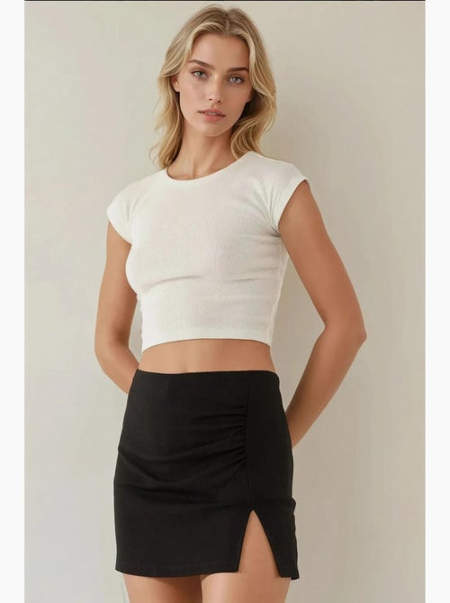 Mini skort con dettaglio drappeggiato hiccup - Kiabi Mini skort con dettaglio drappeggiato hiccup - Kiabi