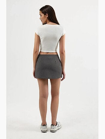 Minigonna-pantaloncino a righe con dettaglio spacco hiccup