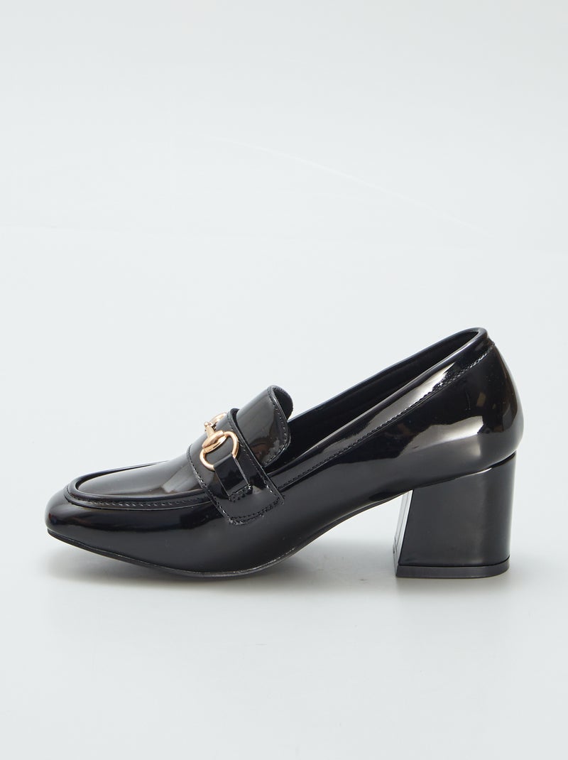 Mocassini lucidi con tacco NERO - Kiabi