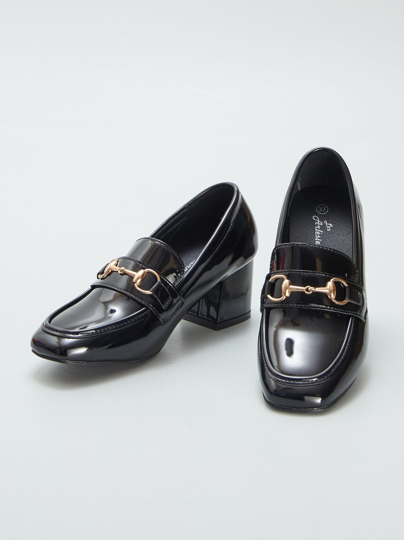 Mocassini lucidi con tacco NERO - Kiabi