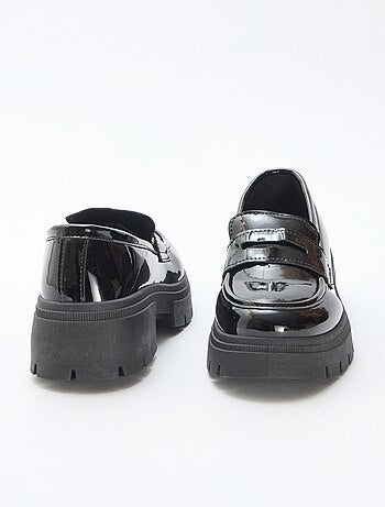 Mocassini verniciati con suola carrarmato