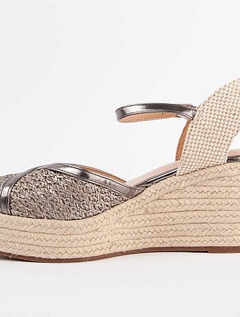 Montevita Wedge Sparto