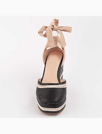Montevita Wedge Sparto