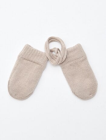 Muffole in pile lavorate a maglia