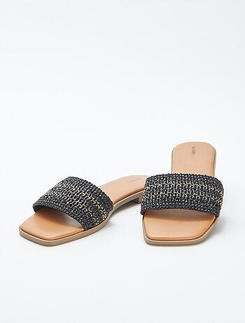 Mules basse con cinturini effetto paglia