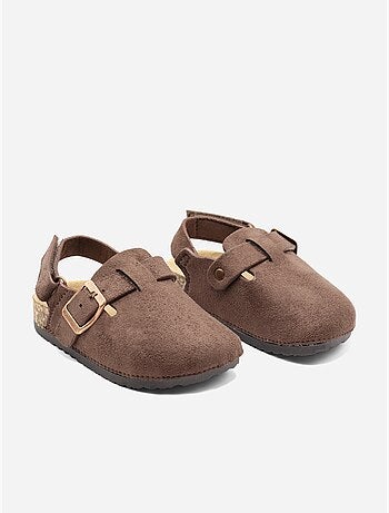 Ciabatte con chiusura a velcro