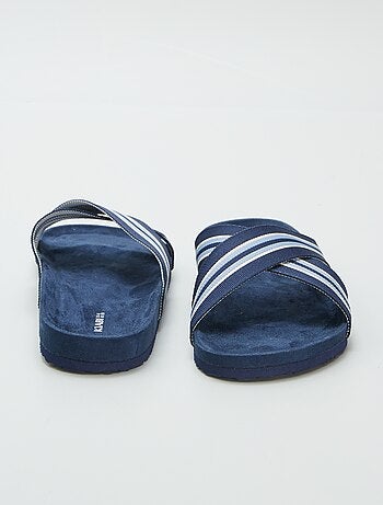 Mules con cinturini incrociati