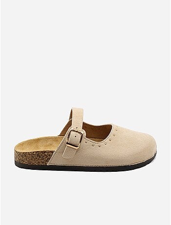 Mules con fibbia borchiata