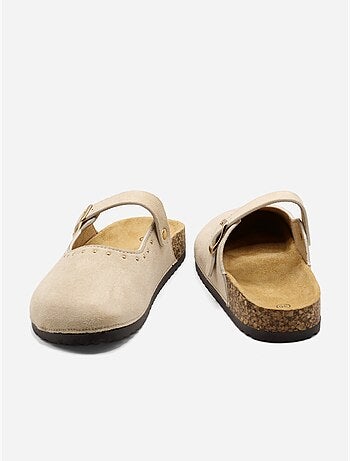 Mules con fibbia borchiata