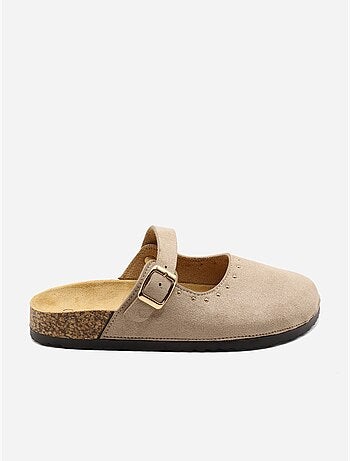 Mules con fibbia borchiata