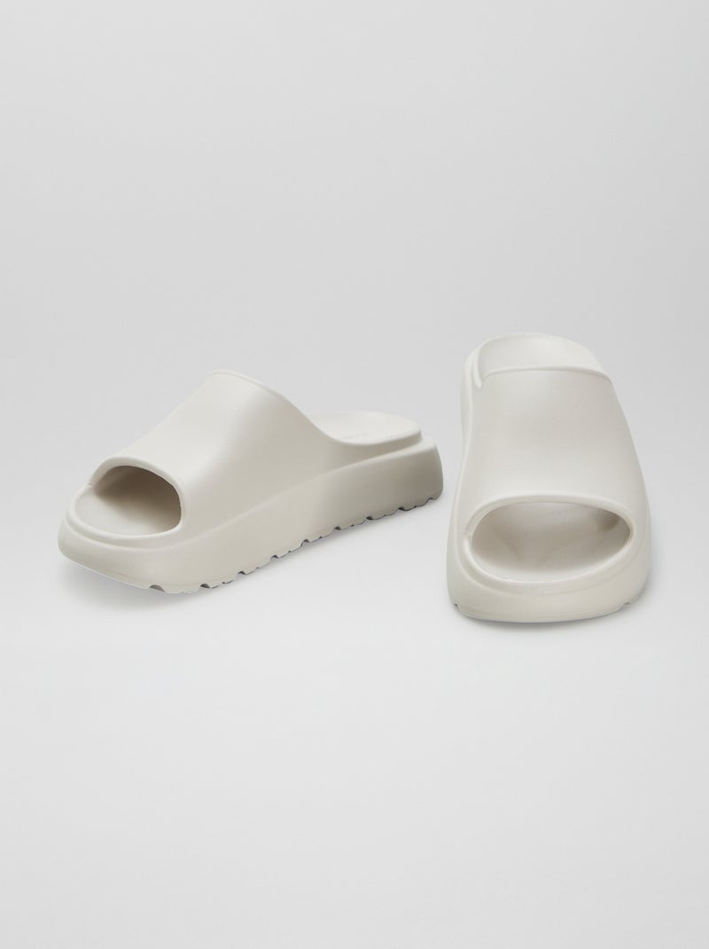Mules da piscina con zeppa BEIGE - Kiabi