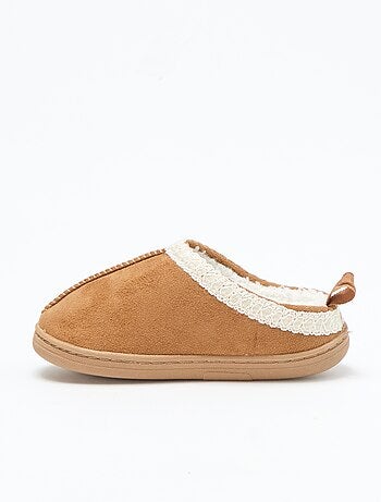 Mules in suedina con dettaglio