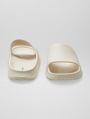 Mules piscina monoblocco