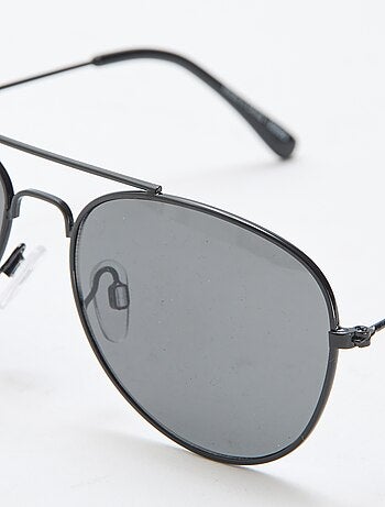 Occhiali da sole stile aviatore