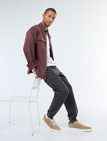 Overshirt con apertura con bottoni a pressione e 2 tasche sul petto