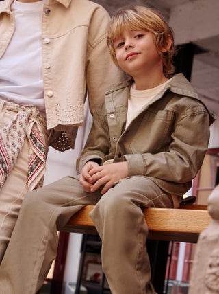 Overshirt regular con cappuccio