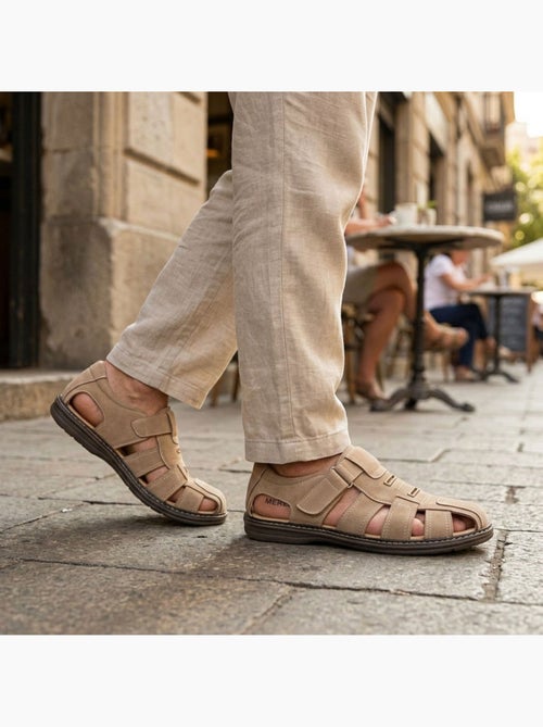 OZABI: sandali chiusi da uomo, comodi e traspiranti per l'estate - Kiabi OZABI: sandali chiusi da uomo, comodi e traspiranti per l'estate - Kiabi