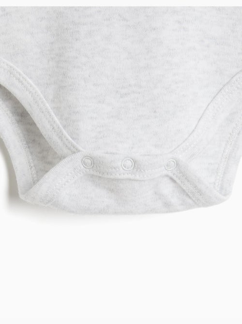 Pacchetto di 3 body a maniche lunghe, mo fashion - Kiabi Pacchetto di 3 body a maniche lunghe, mo fashion - Kiabi