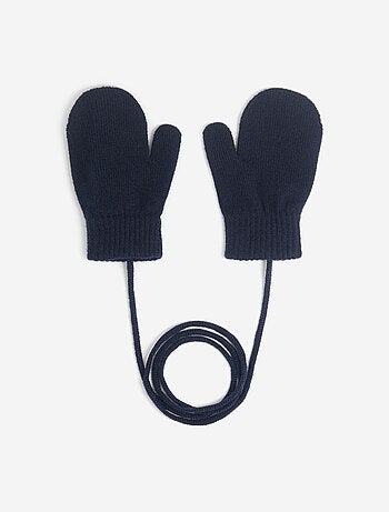Paio di muffole con laccio