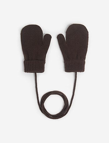 Paio di muffole con laccio