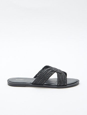 Paio di mules con fasce in paglia