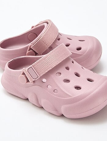 Paio di zoccoli da spiaggia chiusi tinta unita